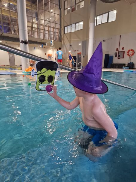Fiesta Halloween piscina